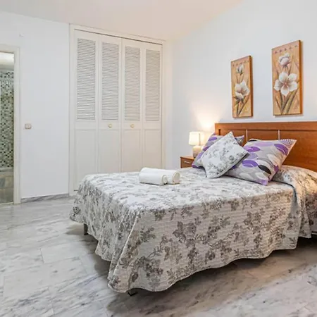 797 Holiday Rentals- Acogedor Apartamento En El Centro De Benalmadena